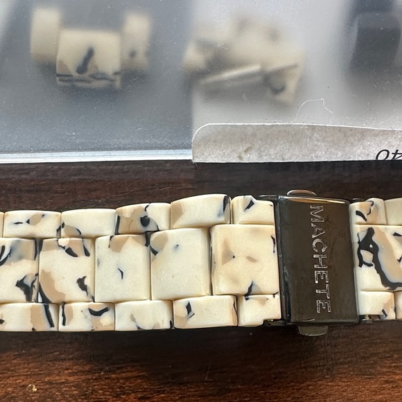 Machete Apple Watch Band - Picture 2 of 4